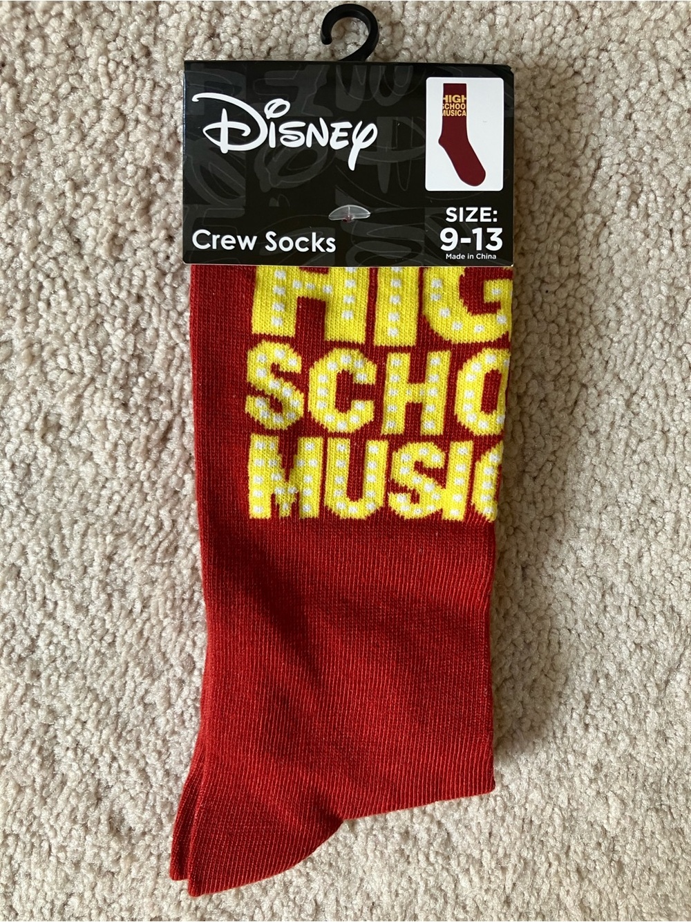 DISNEY CHANNEL HIGH SCHOOL MUSICAL Logo Adult Crew Socks Size 9-13 NEW NWT
